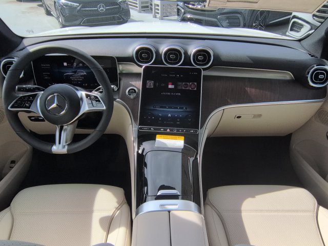 Thumbnail: 2026 Mercedes-Benz GLC - 10
