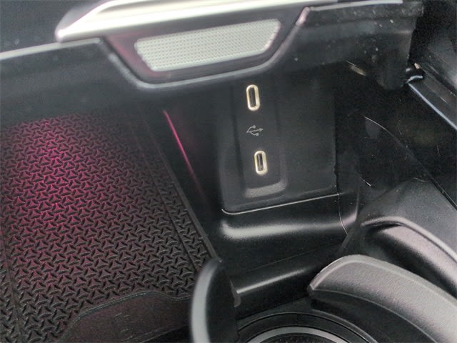 Thumbnail: 2026 Mercedes-Benz GLC - 35