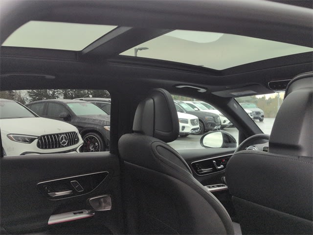 Thumbnail: 2026 Mercedes-Benz GLC - 30