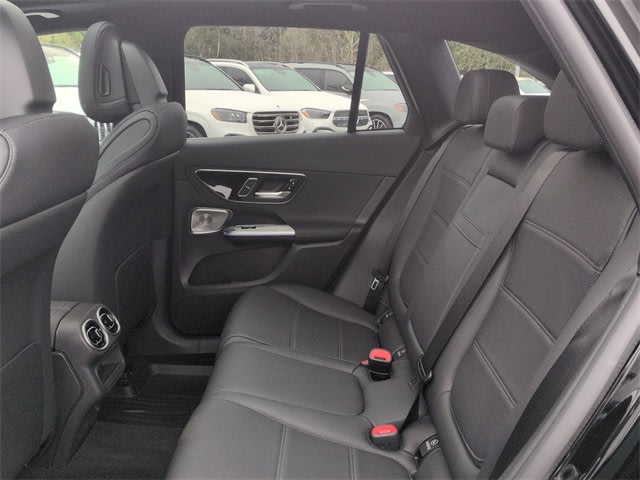 Thumbnail: 2026 Mercedes-Benz GLC - 28