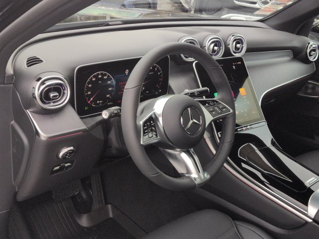 Thumbnail: 2026 Mercedes-Benz GLC - 2