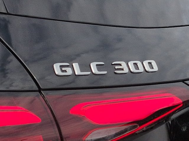 Thumbnail: 2026 Mercedes-Benz GLC - 25