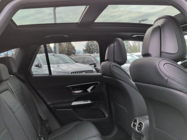Thumbnail: 2026 Mercedes-Benz GLC - 30