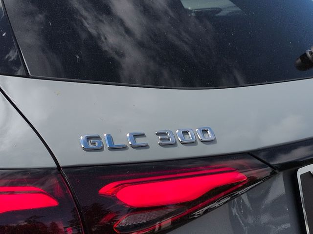 Thumbnail: 2026 Mercedes-Benz GLC - 23