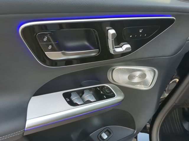 Thumbnail: 2026 Mercedes-Benz GLC - 26