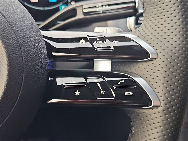 Thumbnail: 2026 Mercedes-Benz GLC - 33