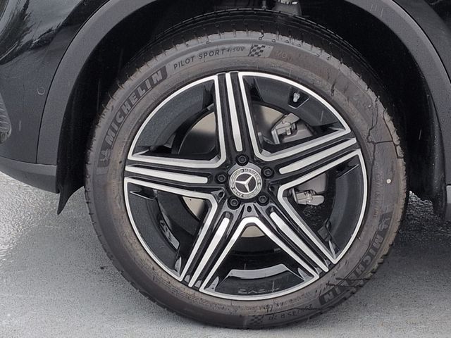 Thumbnail: 2026 Mercedes-Benz GLC - 8