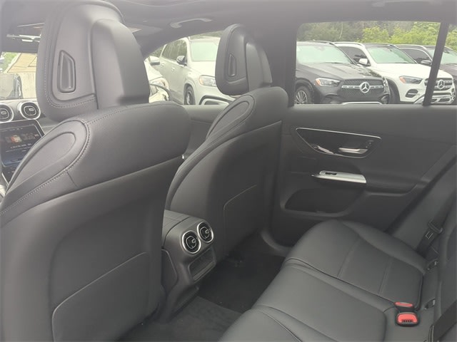 Thumbnail: 2025 Mercedes-Benz GLC - 13