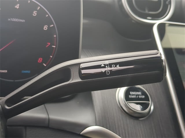 Thumbnail: 2025 Mercedes-Benz GLC - 34