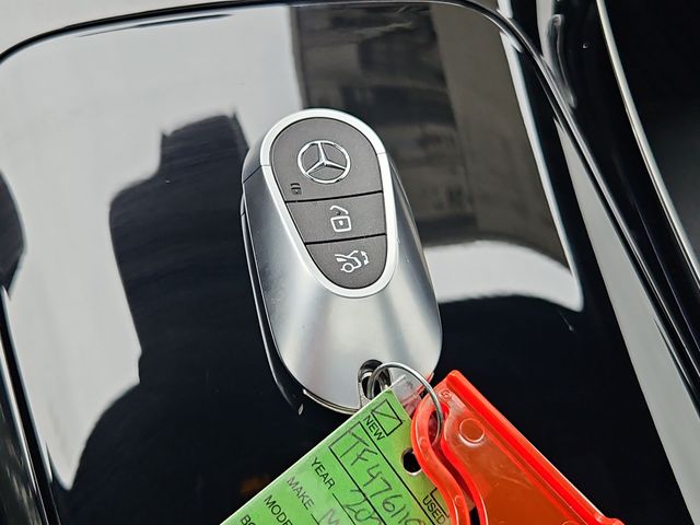Thumbnail: 2026 Mercedes-Benz GLC - 19
