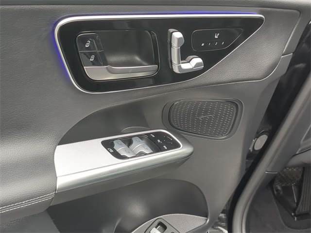 Thumbnail: 2025 Mercedes-Benz GLC - 25