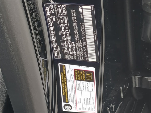 Thumbnail: 2025 Mercedes-Benz GLC - 18