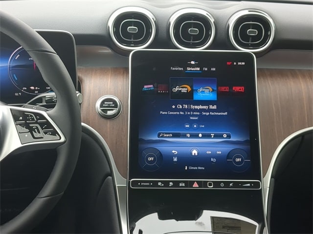 Thumbnail: 2025 Mercedes-Benz GLC - 14