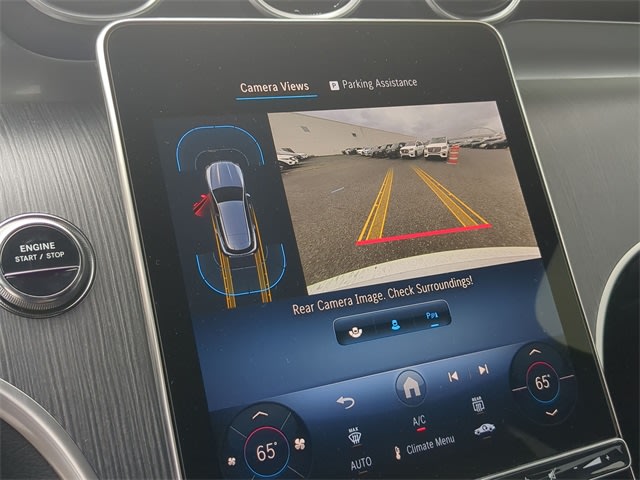 Thumbnail: 2025 Mercedes-Benz GLC - 31