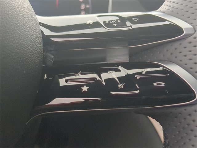 Thumbnail: 2025 Mercedes-Benz GLC - 29