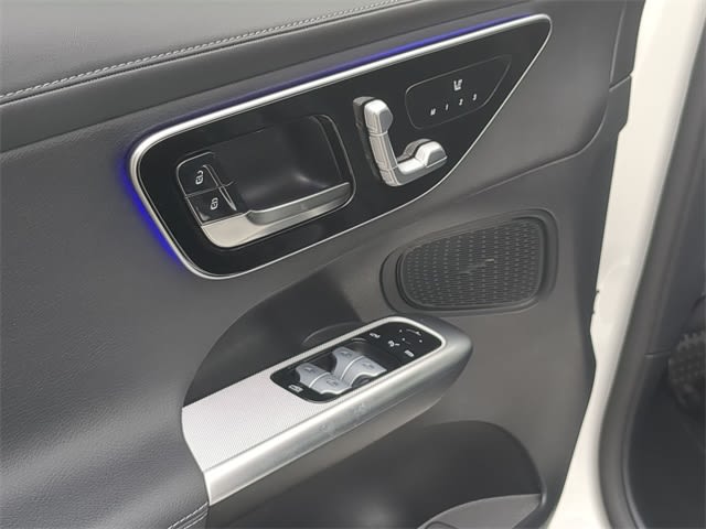 Thumbnail: 2025 Mercedes-Benz GLC - 25