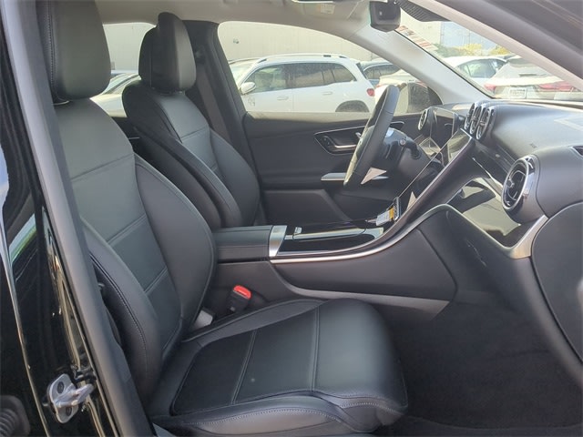 Thumbnail: 2025 Mercedes-Benz GLC - 12