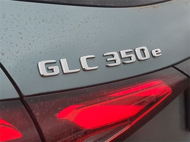 Thumbnail: 2025 Mercedes-Benz GLC - 24