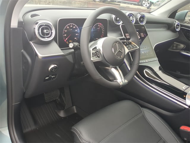 Thumbnail: 2025 Mercedes-Benz GLC - 2