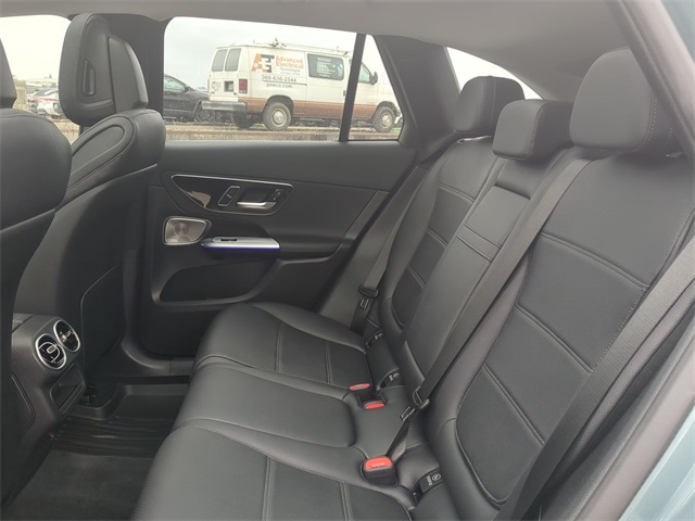 Thumbnail: 2025 Mercedes-Benz GLC - 27