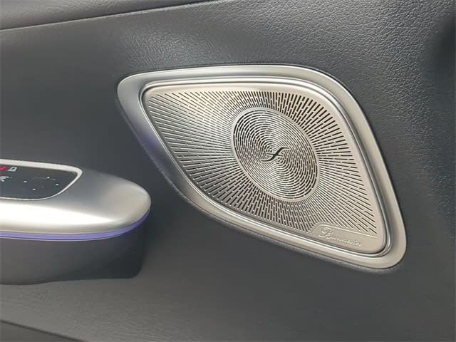 Thumbnail: 2025 Mercedes-Benz GLC - 34