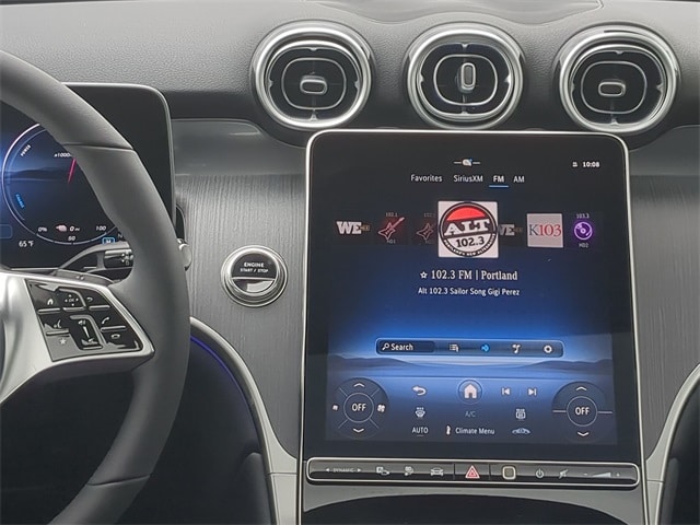 Thumbnail: 2025 Mercedes-Benz GLC - 15