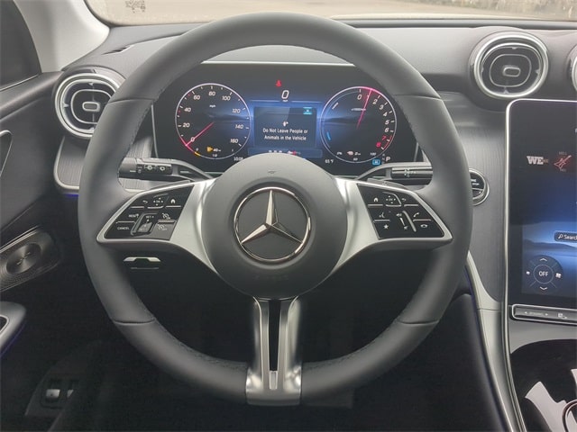 Thumbnail: 2025 Mercedes-Benz GLC - 14