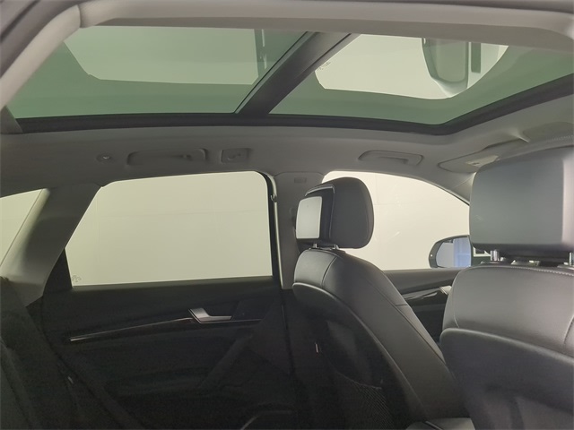 Thumbnail: 2019 Audi Q5 - 30