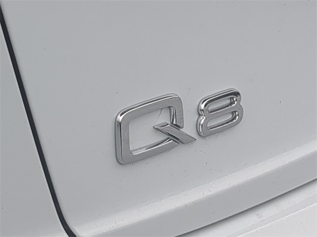 Thumbnail: 2023 Audi Q8 - 26