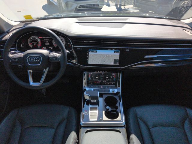 Thumbnail: 2023 Audi Q7 - 10