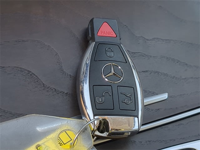 Thumbnail: 2018 Mercedes-Benz GLC - 19