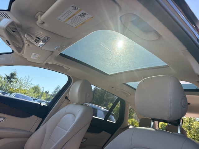 Thumbnail: 2019 Mercedes-Benz GLC - 15