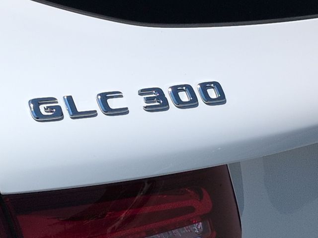 Thumbnail: 2018 Mercedes-Benz GLC - 25