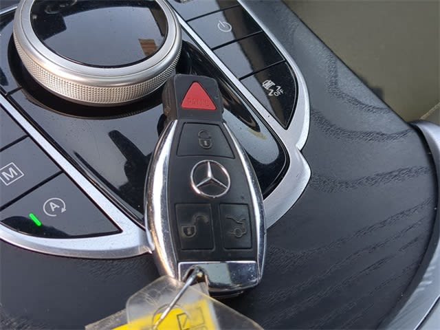 Thumbnail: 2018 Mercedes-Benz GLC - 19