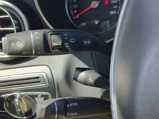 Thumbnail: 2018 Mercedes-Benz GLC - 32