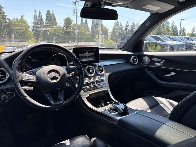 Thumbnail: 2018 Mercedes-Benz GLC - 2