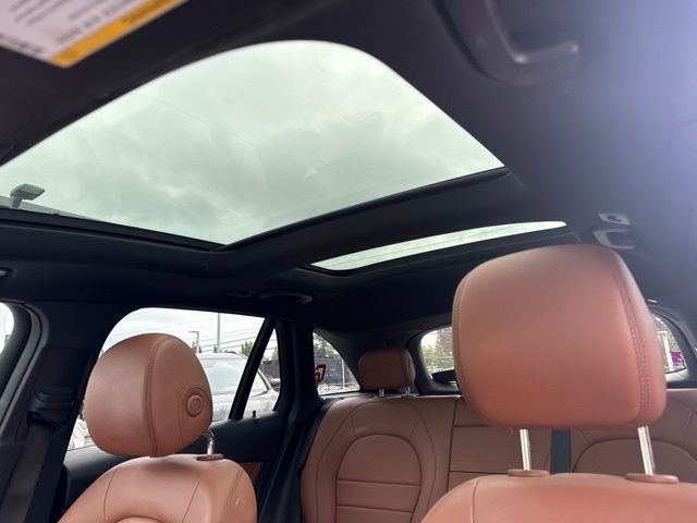 Thumbnail: 2020 Mercedes-Benz GLC - 15