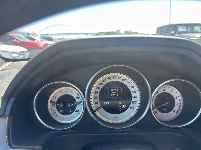 Thumbnail: 2016 Mercedes-Benz E-Class - 8