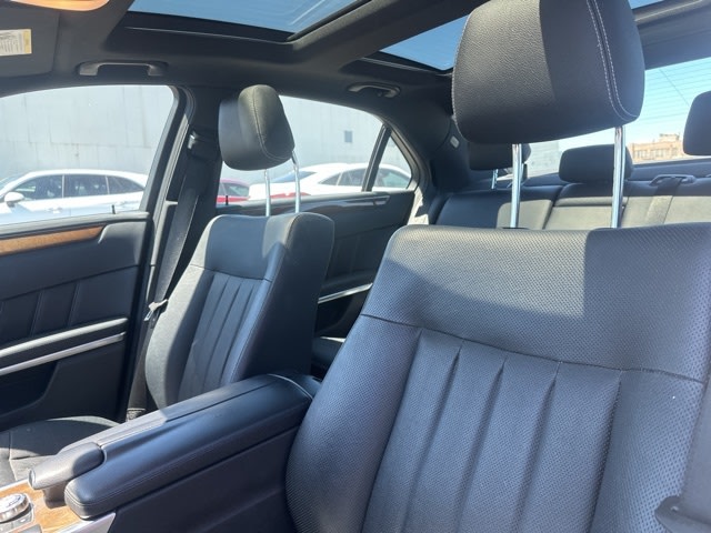 Thumbnail: 2016 Mercedes-Benz E-Class - 6
