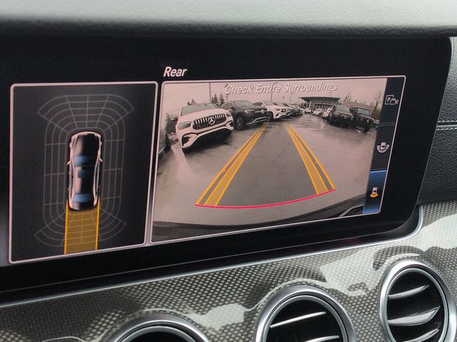 Thumbnail: 2017 Mercedes-Benz E-Class - 32