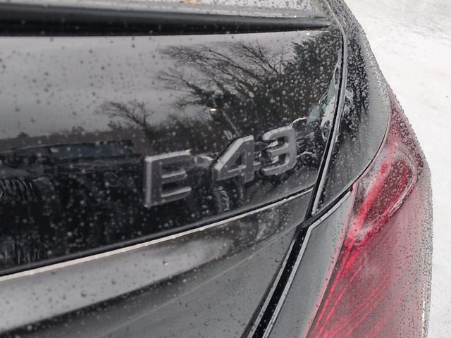 Thumbnail: 2017 Mercedes-Benz E-Class - 23