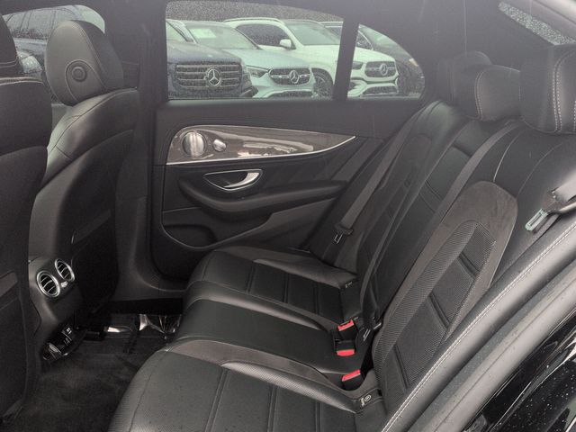 Thumbnail: 2017 Mercedes-Benz E-Class - 12