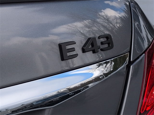 Thumbnail: 2018 Mercedes-Benz E-Class - 26