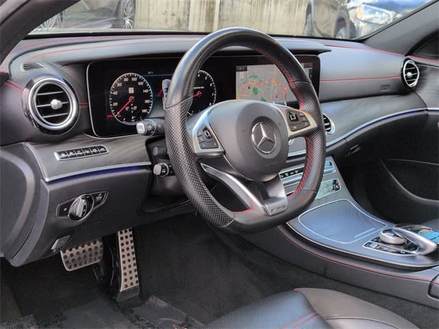 Thumbnail: 2018 Mercedes-Benz E-Class - 2