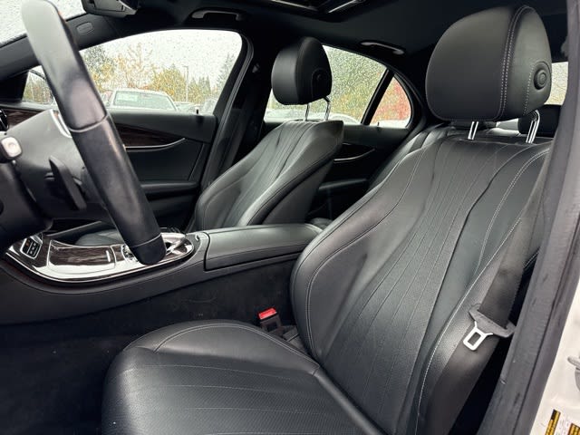 Thumbnail: 2020 Mercedes-Benz E-Class - 7