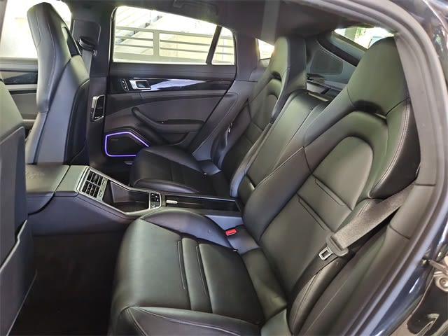 Thumbnail: 2018 Porsche Panamera - 29