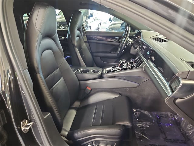 Thumbnail: 2018 Porsche Panamera - 12