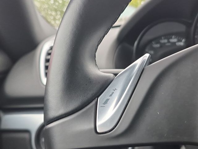 Thumbnail: 2015 Porsche Cayman - 28