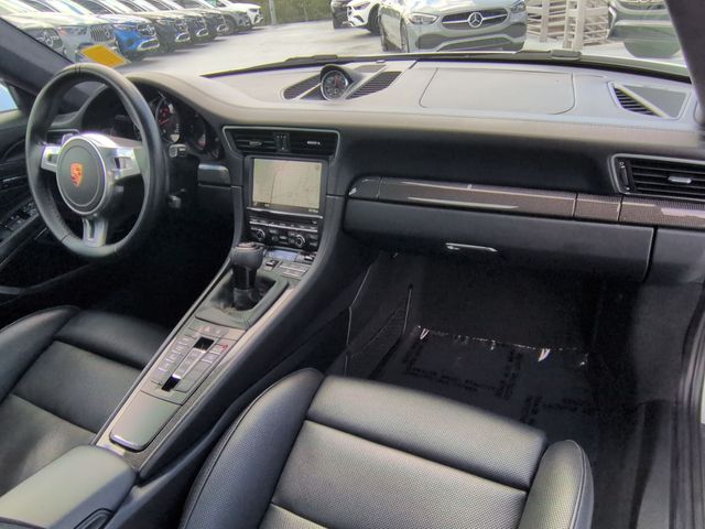 Thumbnail: 2015 Porsche 911 - 9