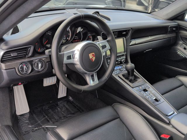 Thumbnail: 2015 Porsche 911 - 2